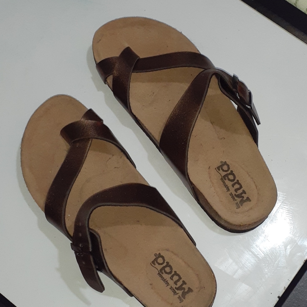 mudd (brand) slides